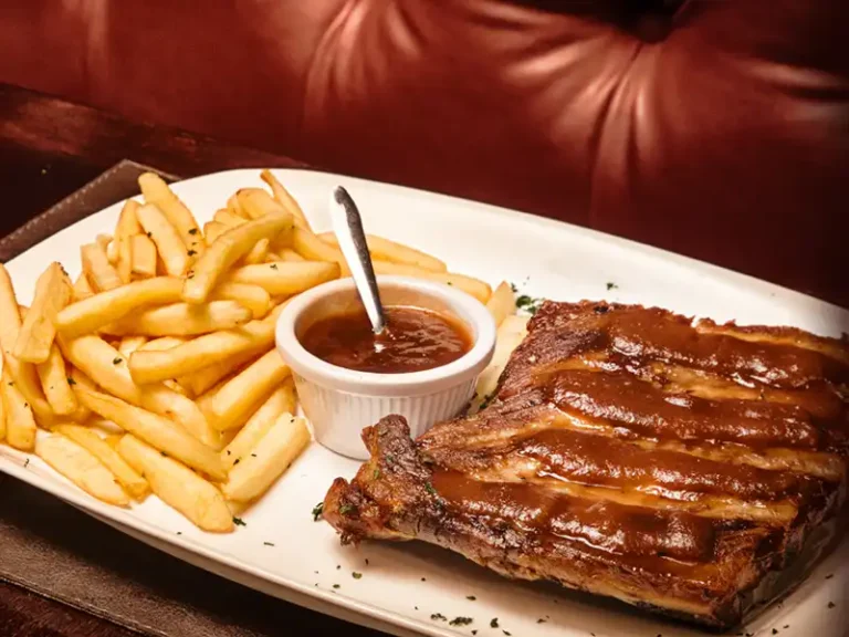 Almoço Executivo com Barbecue Spareribs no Tipo Prime Burger & Pizza na Chácara Santo Antônio