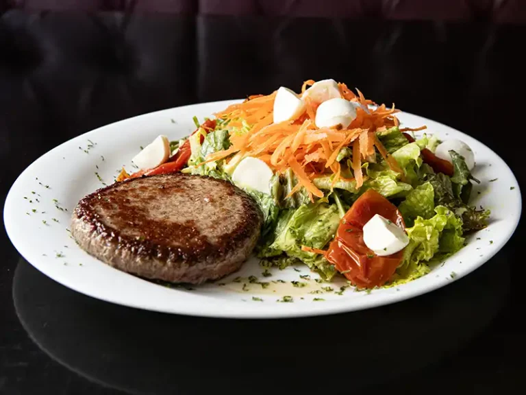 Almoço Executivo com Burger de Picanha no Tipo Prime Burger & Pizza na Chácara Santo Antônio