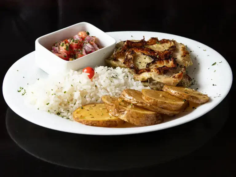Almoço Executivo com Coxa e Sobrecoxa no Tipo Prime Burger & Pizza na Chácara Santo Antônio