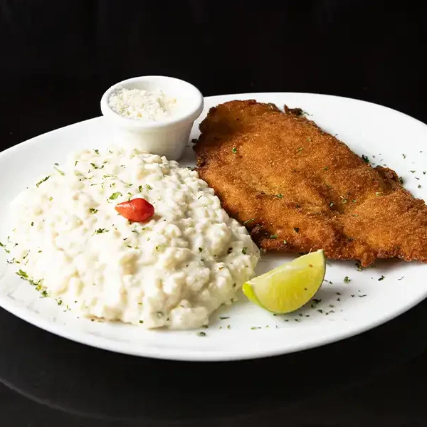 FILÉ DE FRANGO À MILANESA