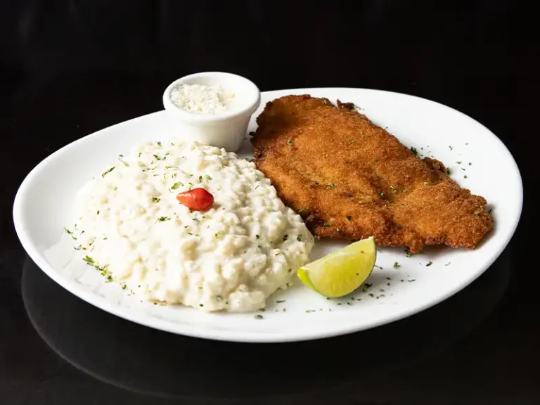 Almoço Executivo com Filé de Frango à Milanesa no Tipo Prime Burger & Pizza na Chácara Santo Antônio