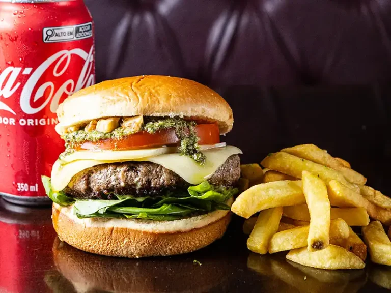 Caprese Burger - Tipo Prime Burger & Pizza