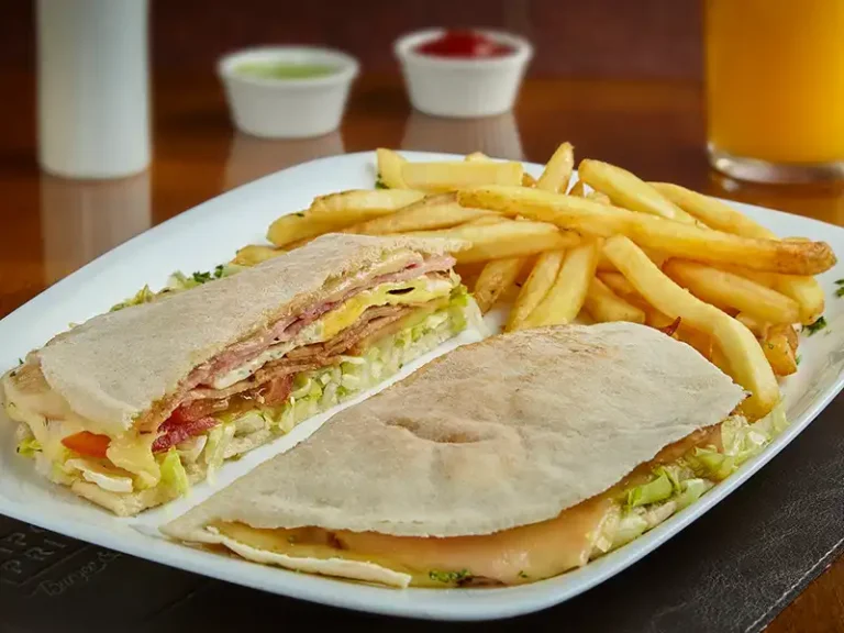 Chicken Beirute de Frango do Tipo Prime Burger & Pizza