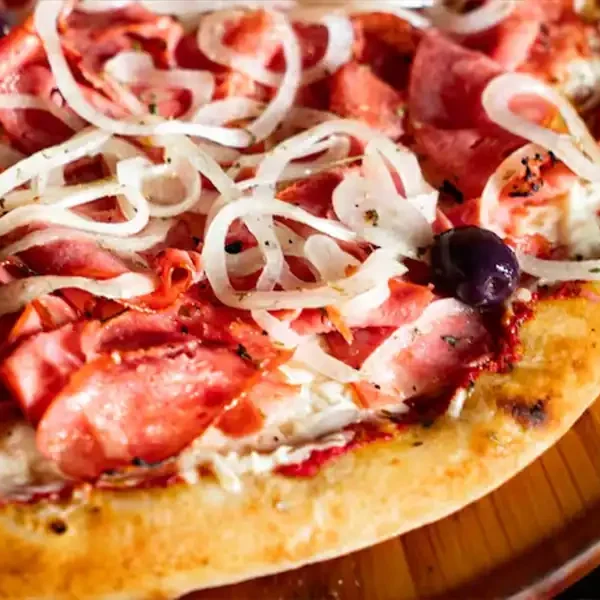 PIZZA DE CALABRESA
